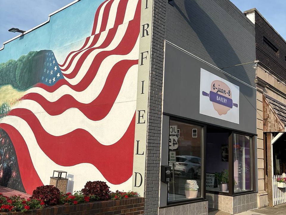 1st image of 208 N Main St