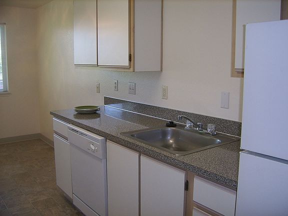 3rd image of 1175 Pine Meadow Dr SE #291-1175E