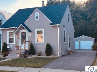 829 Center St, North Mankato, MN 56003