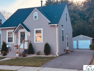829 Center St, North Mankato, MN, 56003