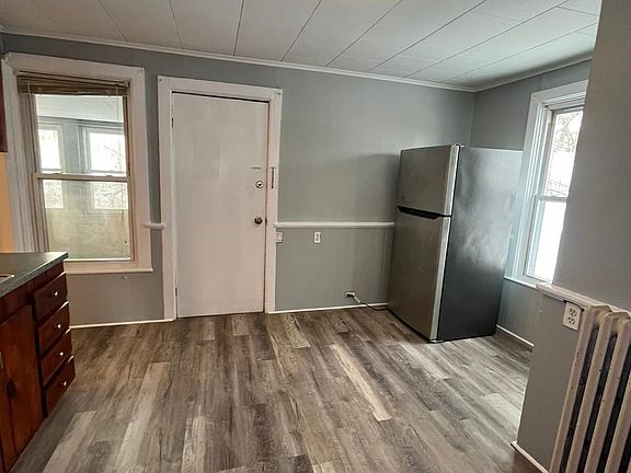 3rd image of 42 Grant Ave #1