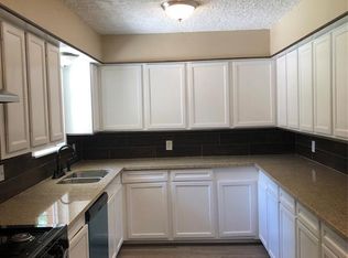 1416 N Roberson St, Conroe, TX 77301