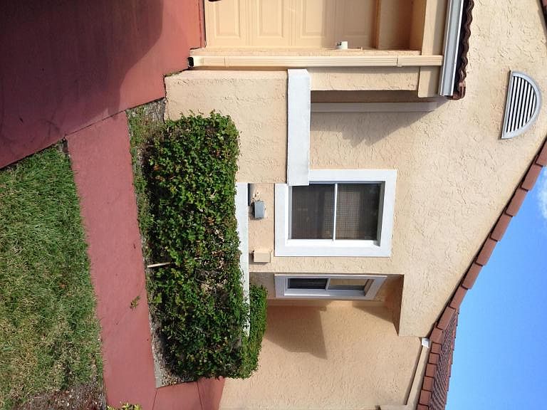 Home For Sale In Sweetwater