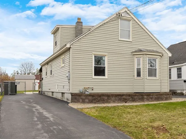 352 Roxford Rd N, Syracuse, NY 13208