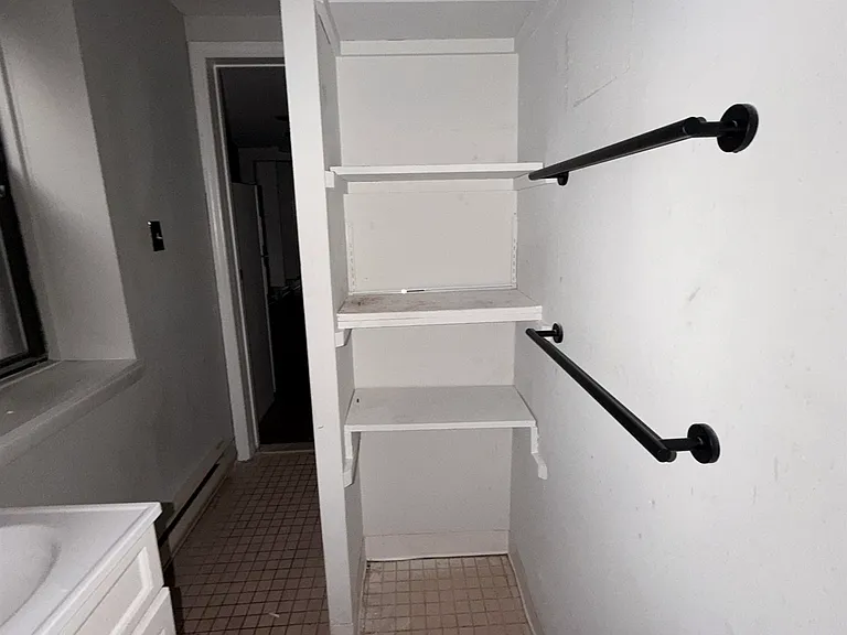 811 Washington St #BASEMENT — Photo 18