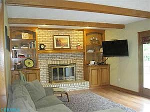 5th image of 7585 Deer Creek Dr