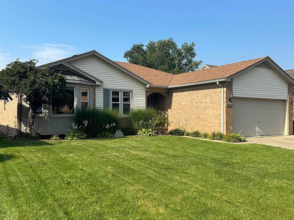 1st image of 18521 Cranbrook Dr
