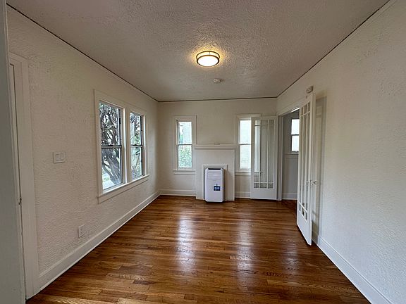 2nd image of 6418 Elgin St