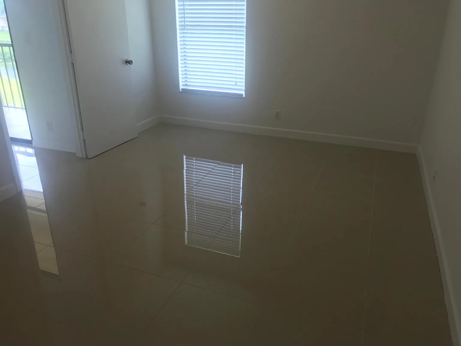 9431 Boca Cove Cir — Photo 2