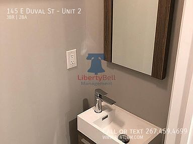 5th image of 145 E Duval St #2