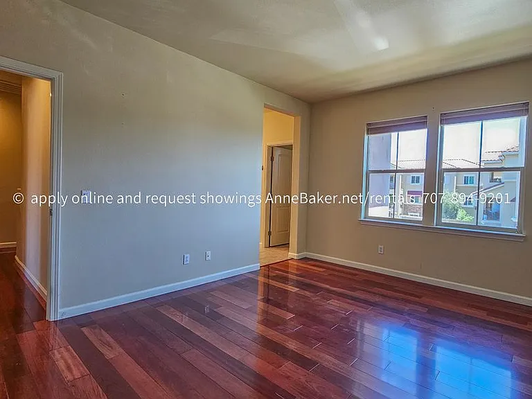 160 Healdsburg Ave #E — Photo 17