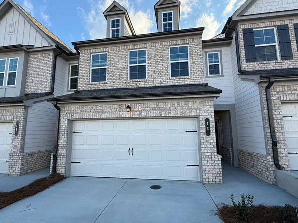 18 Smithwood Dr, Winder, GA 30680