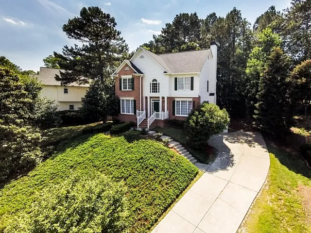 1019 Deer Hollow Dr photo 1