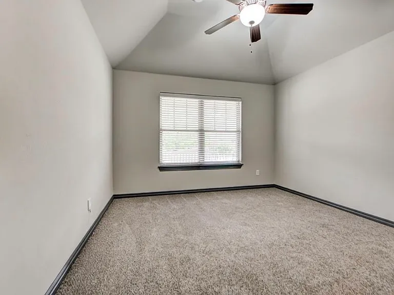 3232 Wakefield Rd — Photo 8
