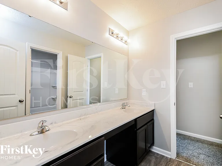 1364 W Wyndstone Way — Photo 13