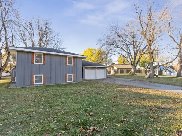 408 5th St S, Buffalo, MN 55313