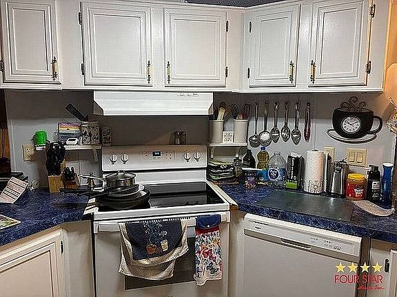 3rd image of 10081 SE 22nd St