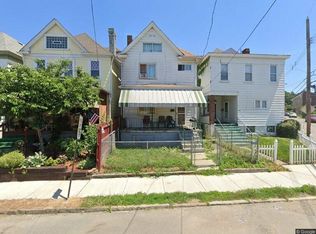 302 Russellwood Ave, Mc Kees Rocks, PA 15136