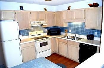 4th image of 9613 Berryville Ct