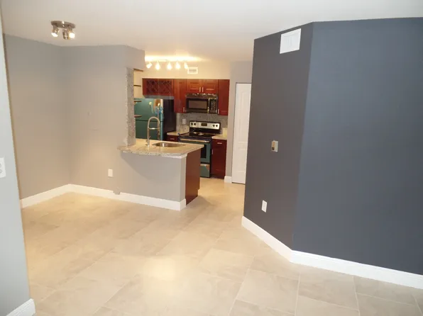 2820 Oakland Forest Dr APT 104, Fort Lauderdale, FL 33309