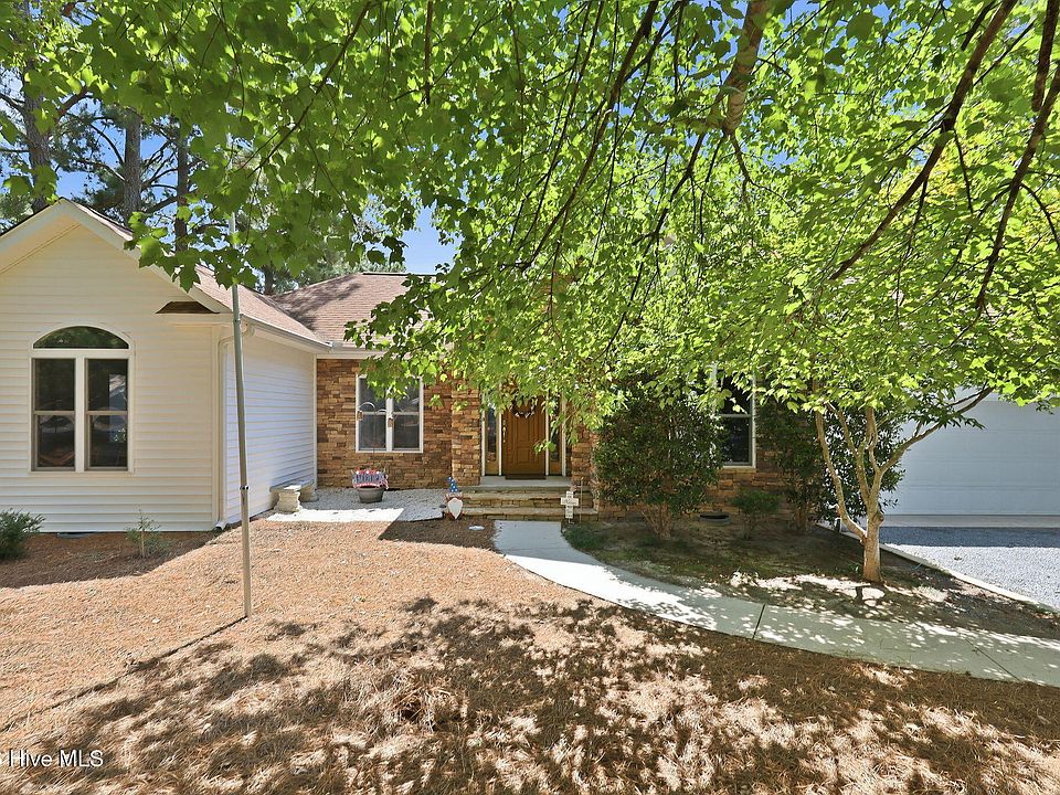 1st image of 104 Fox Run Court