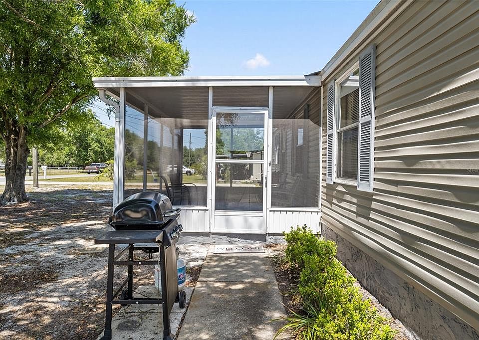 1st image of 26 Cactus Cir E