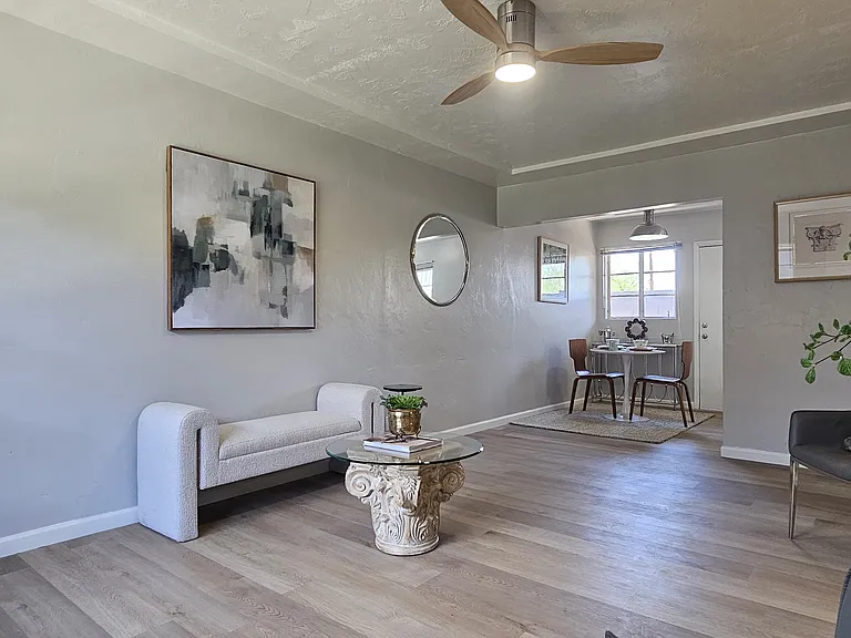 27 E Woodward Dr #3 — Photo 4
