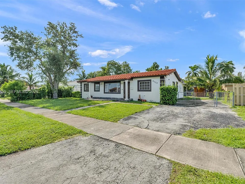 2422 NW 175th Ter