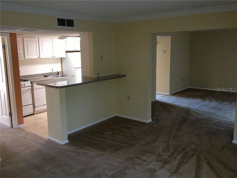 2nd image of 120 Blue Pointe 300 Way