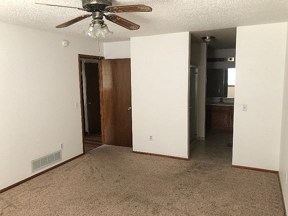 5th image of 5033 W 73rd Ave
