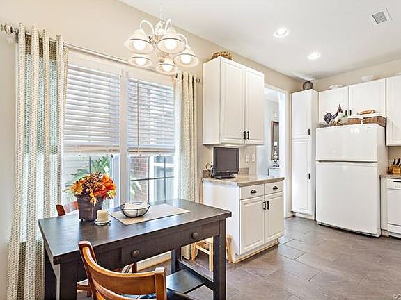 4th image of 3516 Gwynns Pl #3516