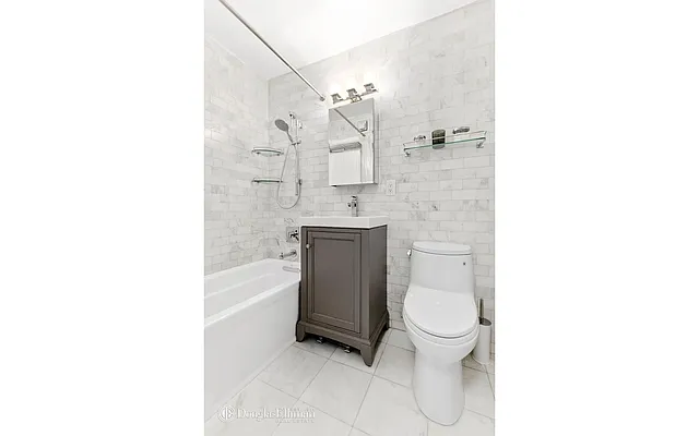 Sold by Douglas Elliman | media 22