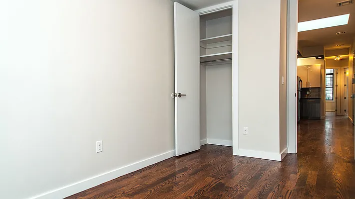 Rented by Nooklyn NYC LLC | media 40