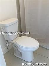 4th image of 620 NE 178th St Unit B