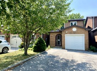 17 Debden Rd, Markham, ON L3R 6V6