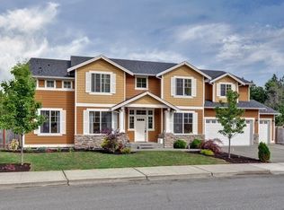 16904 W Hill Dr E, Bonney Lake, WA 98391