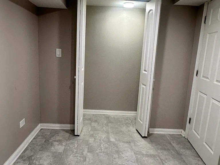 2908 W 38th Pl #BASEMENT — Photo 9
