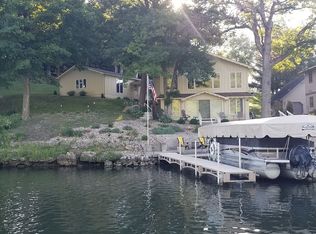 22578 262nd St, Delhi, IA 52223