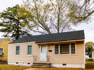 2019 S Whitehill Dr, Petersburg, VA 23803