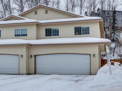 10977 Hannah Jane Pl #14, Eagle River, AK, 99577