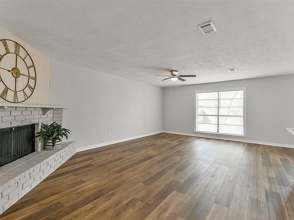 2nd image of 4842 Porter Ridge Dr