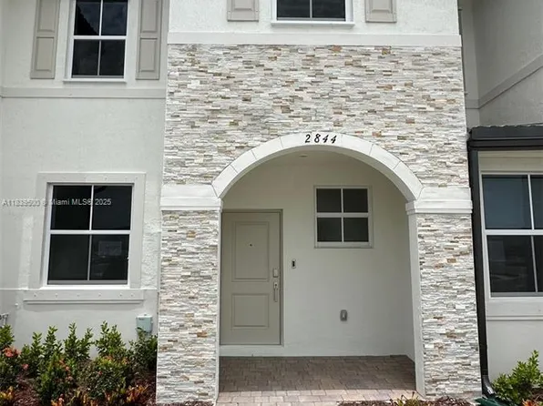 2844 SE 26th Ter, Homestead, FL 33035