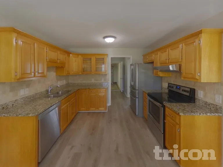 1510 Ballater Dr — Photo 6