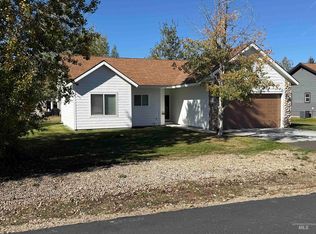 13 Charters Dr, Donnelly, ID 83615