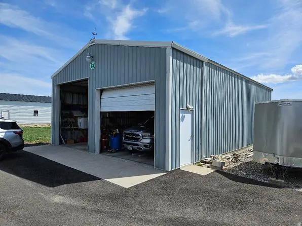 550 S Stump Hollow Rd, Garden City, UT 84028