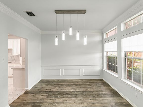 5th image of 2504 Meadow Hills Ln