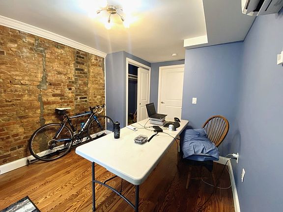 5th image of 303 Hart St #1A