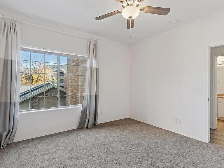 1641 W Canal Cir #723 — Photo 7