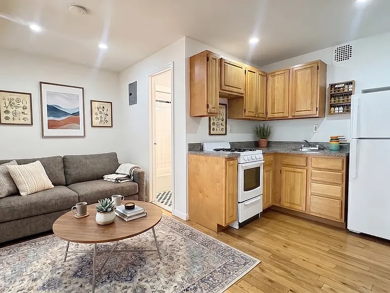 157 E 3rd St #2B — Photo 1