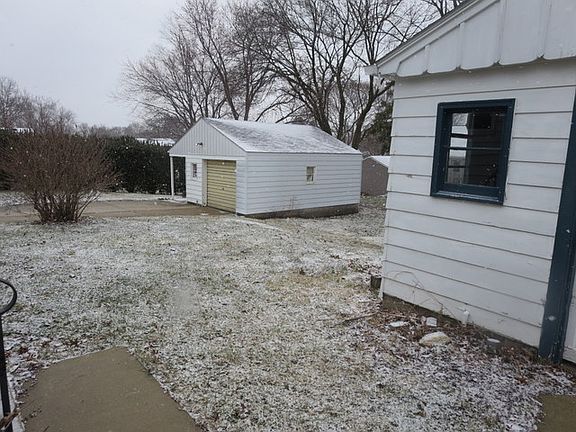 4th image of 2659 11th St